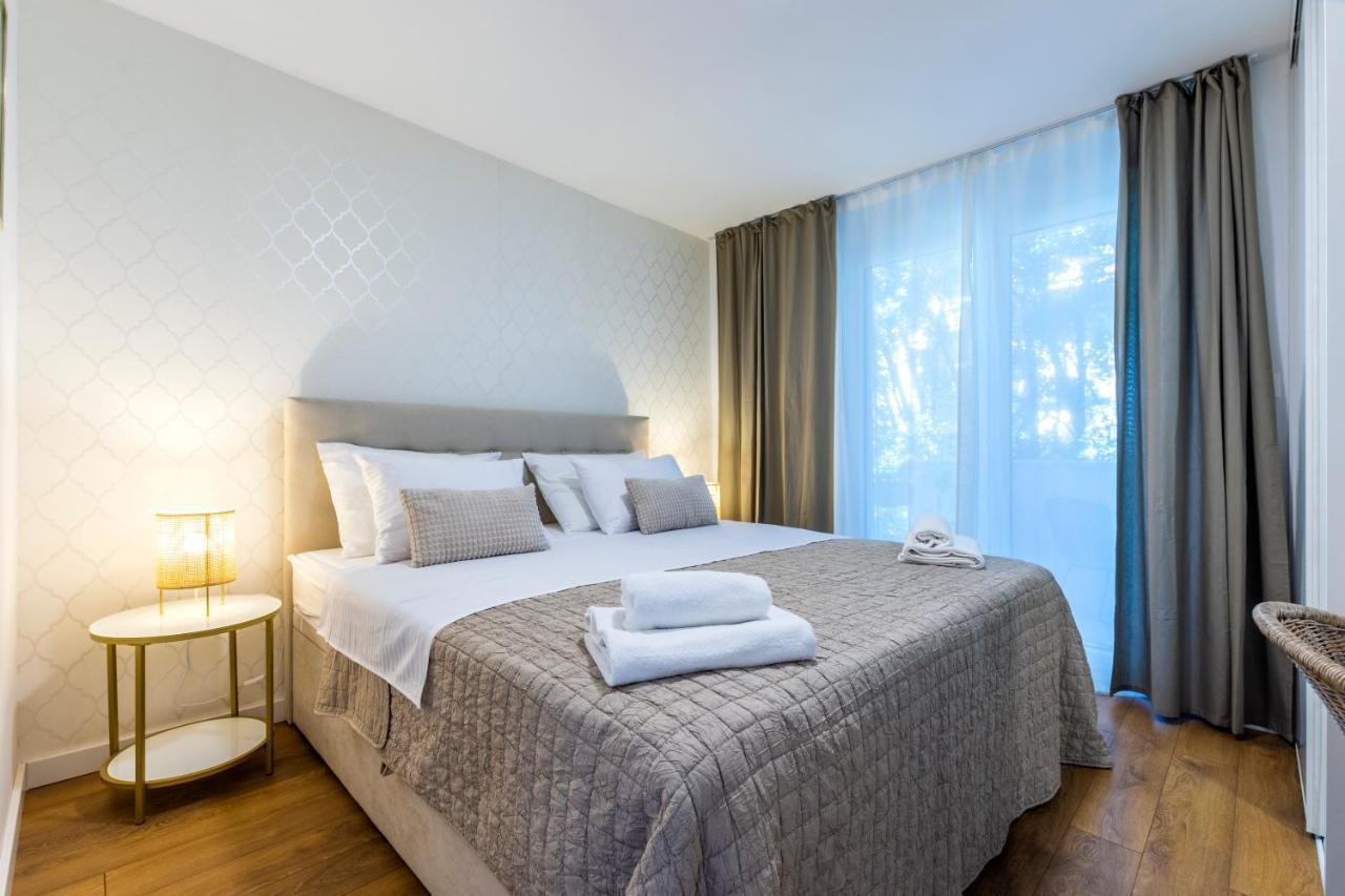 Old Platz Apartman *